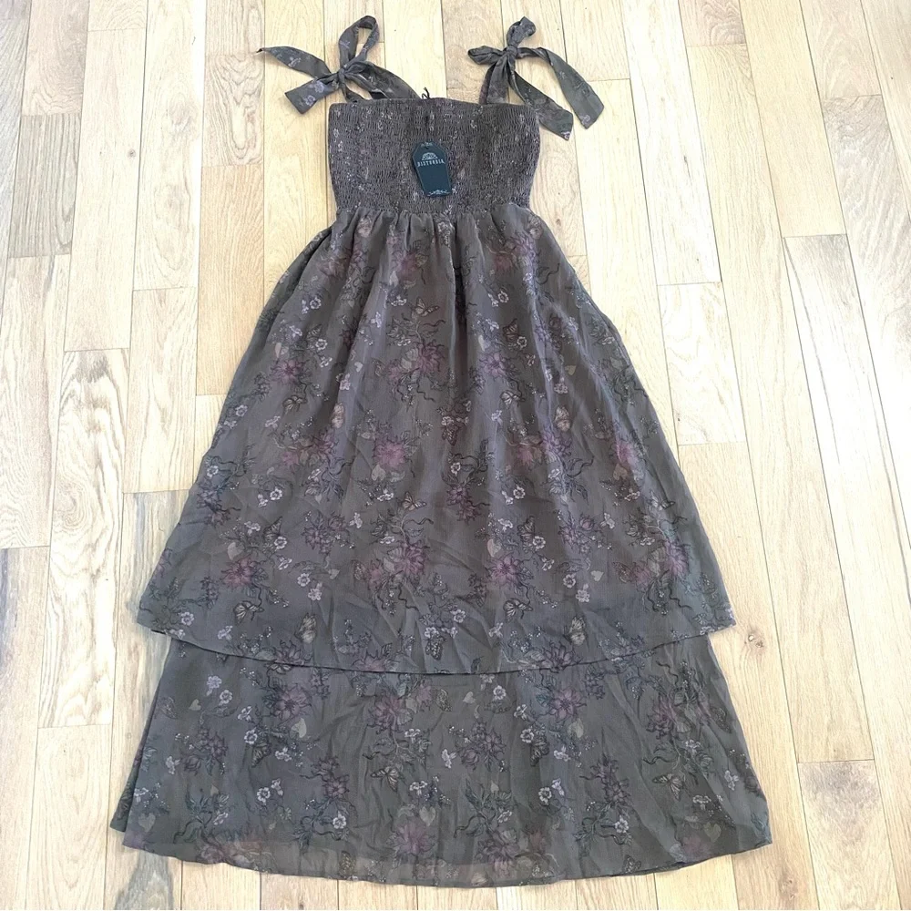 Disturbia Arnora Tiered Shirred Bodice Maxi Dress - Picture 2 of 12